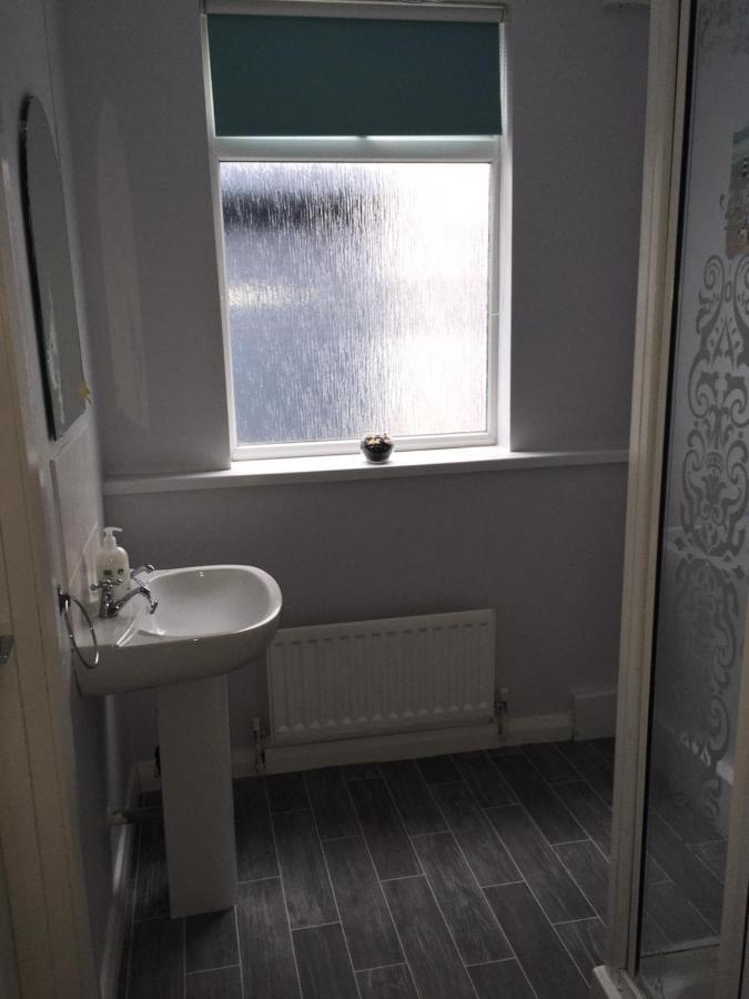 Causeway Street Holiday House Self Catering-Portrush Bagian luar foto