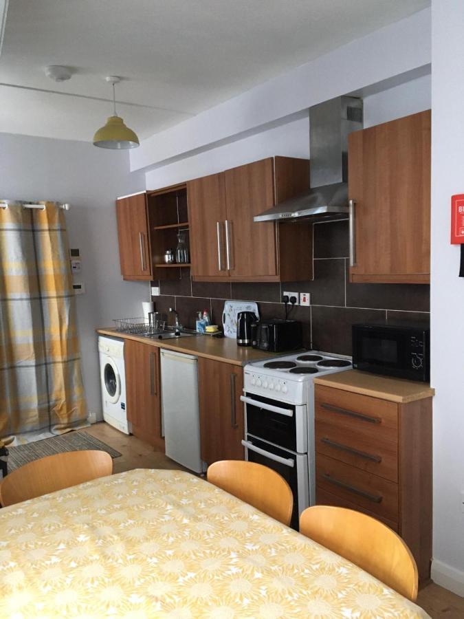 Causeway Street Holiday House Self Catering-Portrush Bagian luar foto