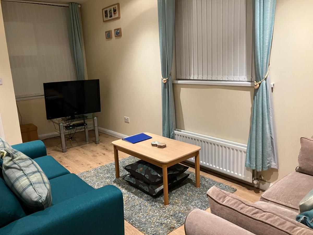 Causeway Street Holiday House Self Catering-Portrush Bagian luar foto